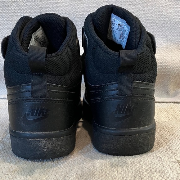 Nike teen size 6Y Black leather  High-Top basketball Sneakers / running shoes - Picture 3 of 16